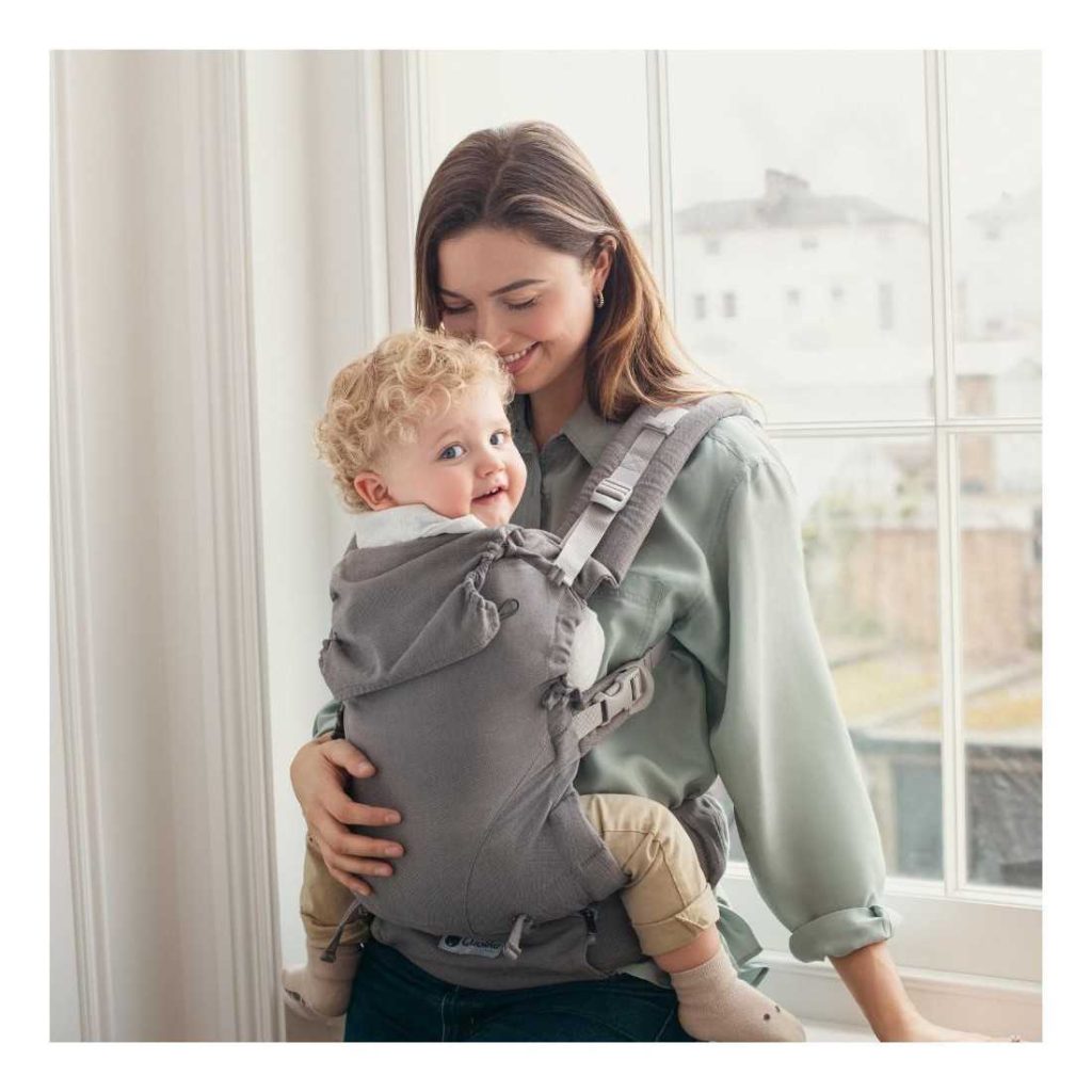 mochila-portabebes-quokkababy-e-carrier-light-grey.jpg